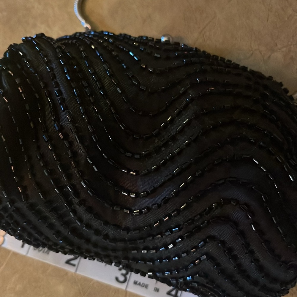 Mini Kate Landry Purse 🖤 - Picture 13 of 14
